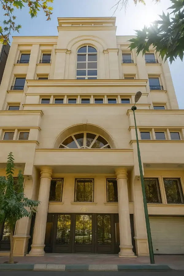 image رهن و اجاره ساختمان اداری بر خیابان میرداماد 0